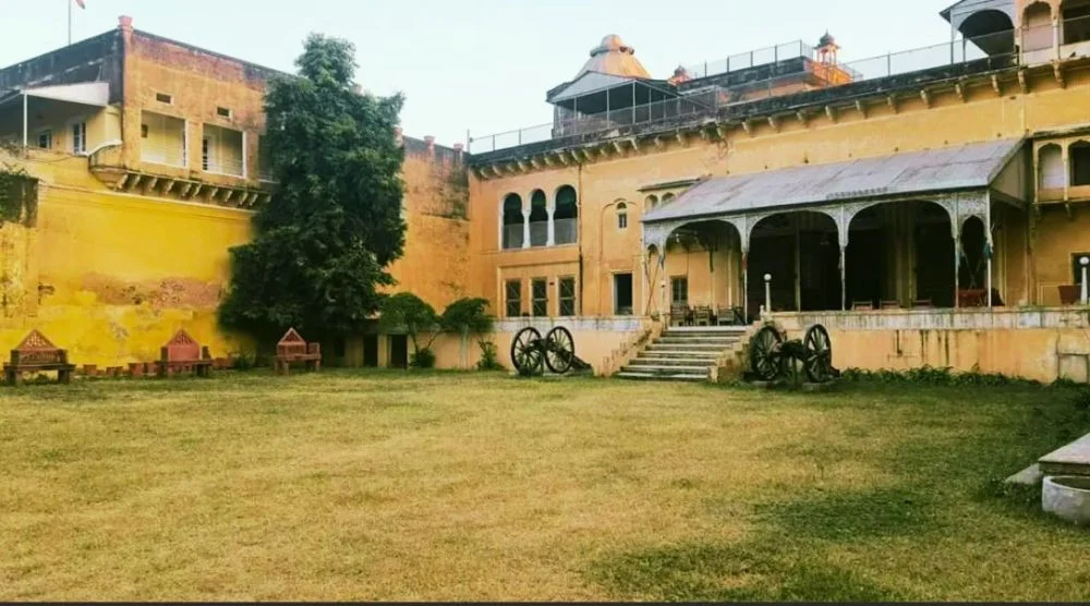 Dundlod Fort Shekhawati Rajasthan heritage palace