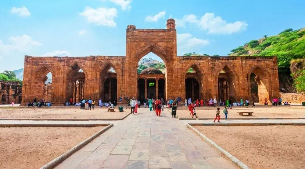 Adhai Din Ka Jhonpra Ajmer historic mosque architecture