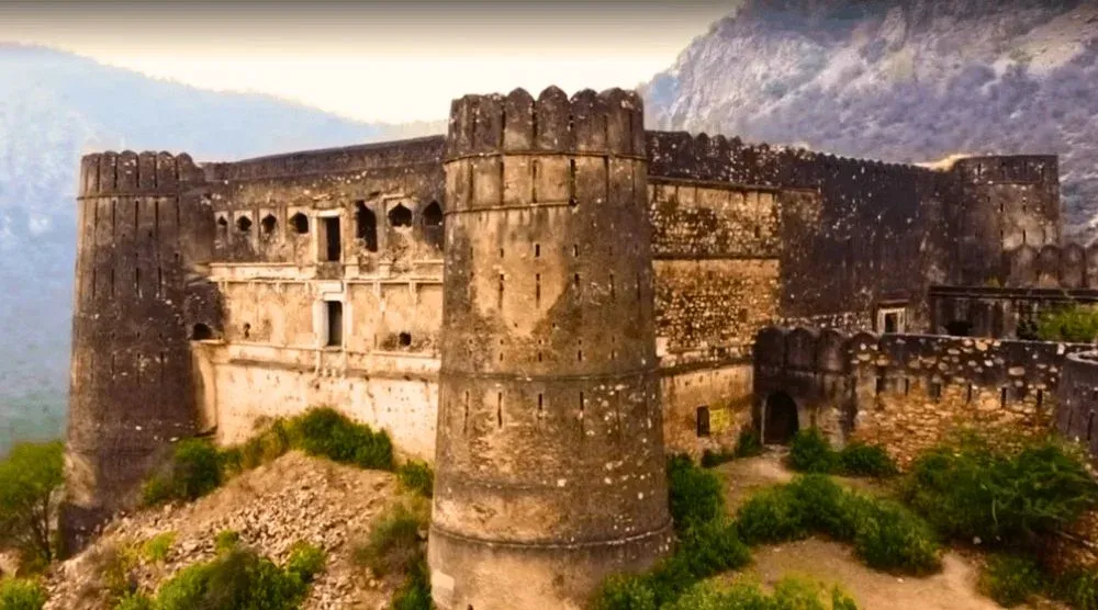 Ajabgarh Fort Alwar ruins Rajasthan historical place