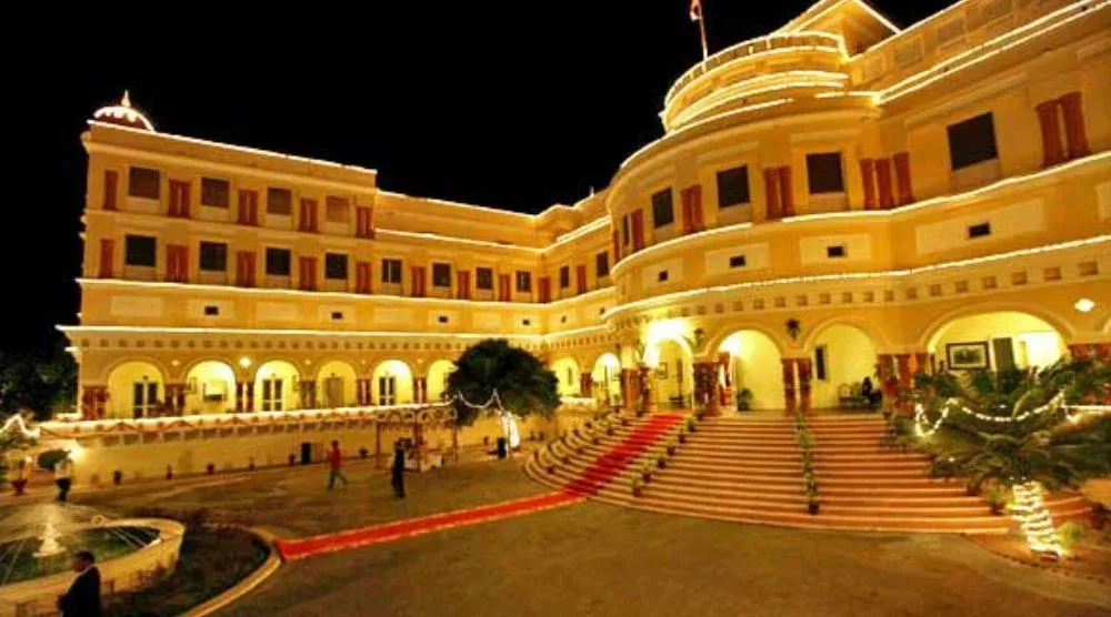 Sariska Palace heritage hotel Alwar Rajasthan luxury stay