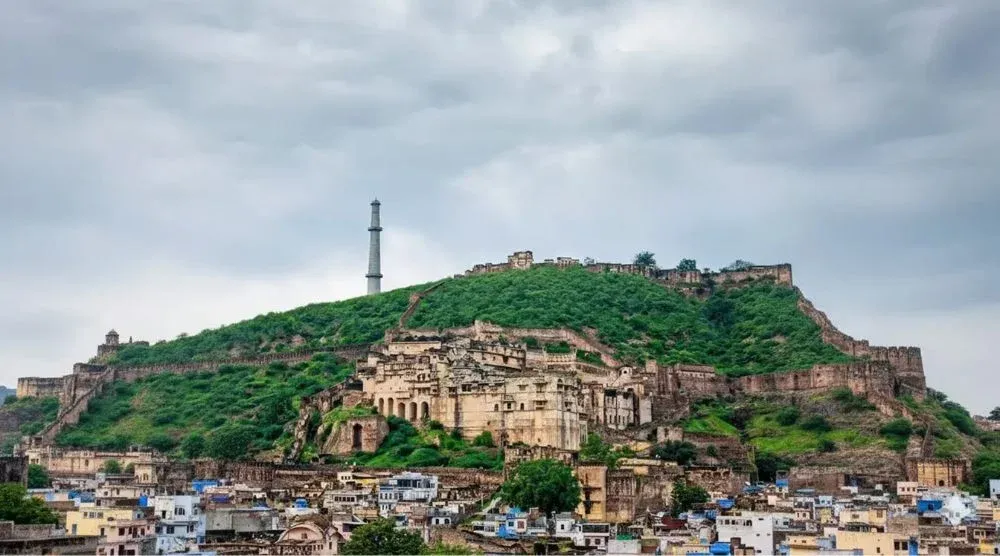 Bundi watch tower Rajasthan scenic view city