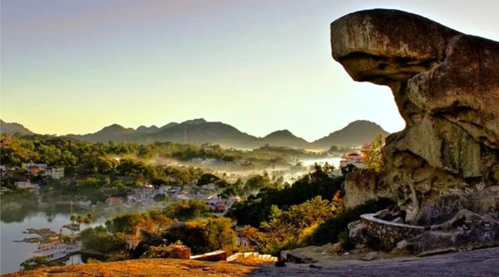 Toad Rock Mount Abu famous natural rock formation viewpoint